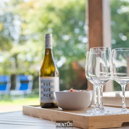 Semesterbostad Hoge Duin - Spacious Luxury With Large Garden Koksijde