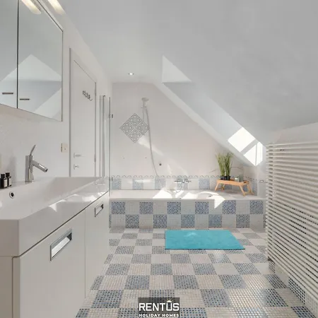 Hoge Duin - Spacious Luxury With Large Garden *